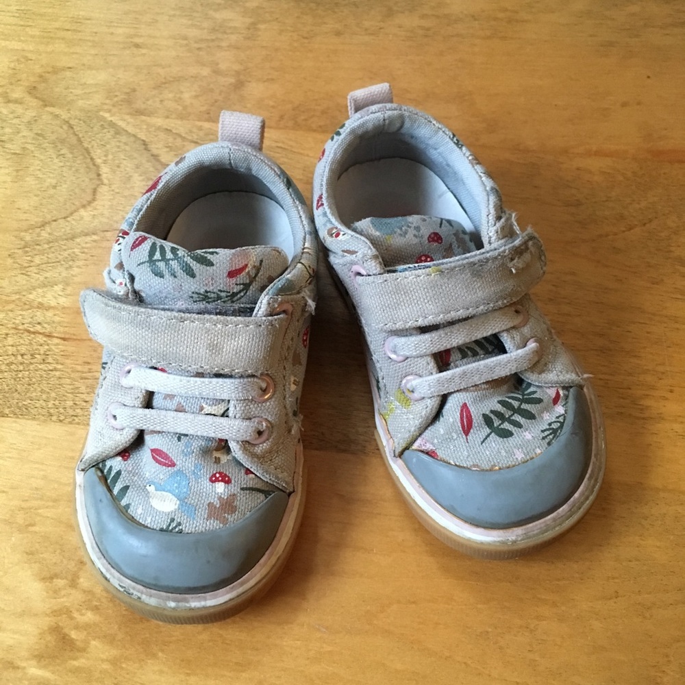 See Kai Run Kristin sneakers